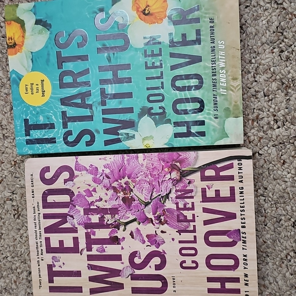 Colleen Hoover Book Set - It Starts With Us & It Ends With Us